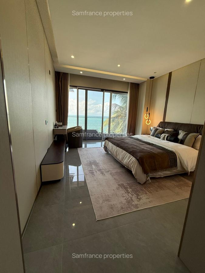 Serviced 2 Bed Apartment with En Suite at Mount Kenya Road - 12