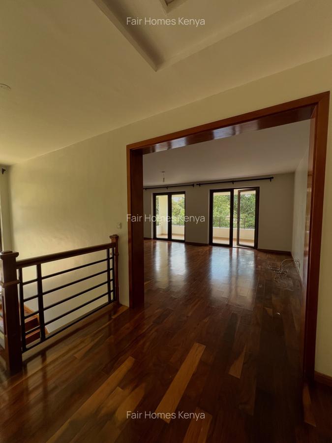 5 Bed Townhouse with En Suite at Njumbi Road - 11