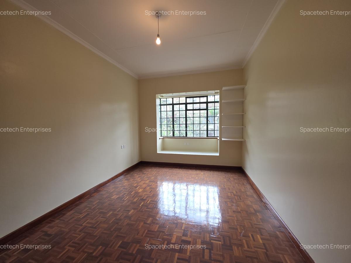 4 Bed Townhouse with En Suite in Westlands Area - 8