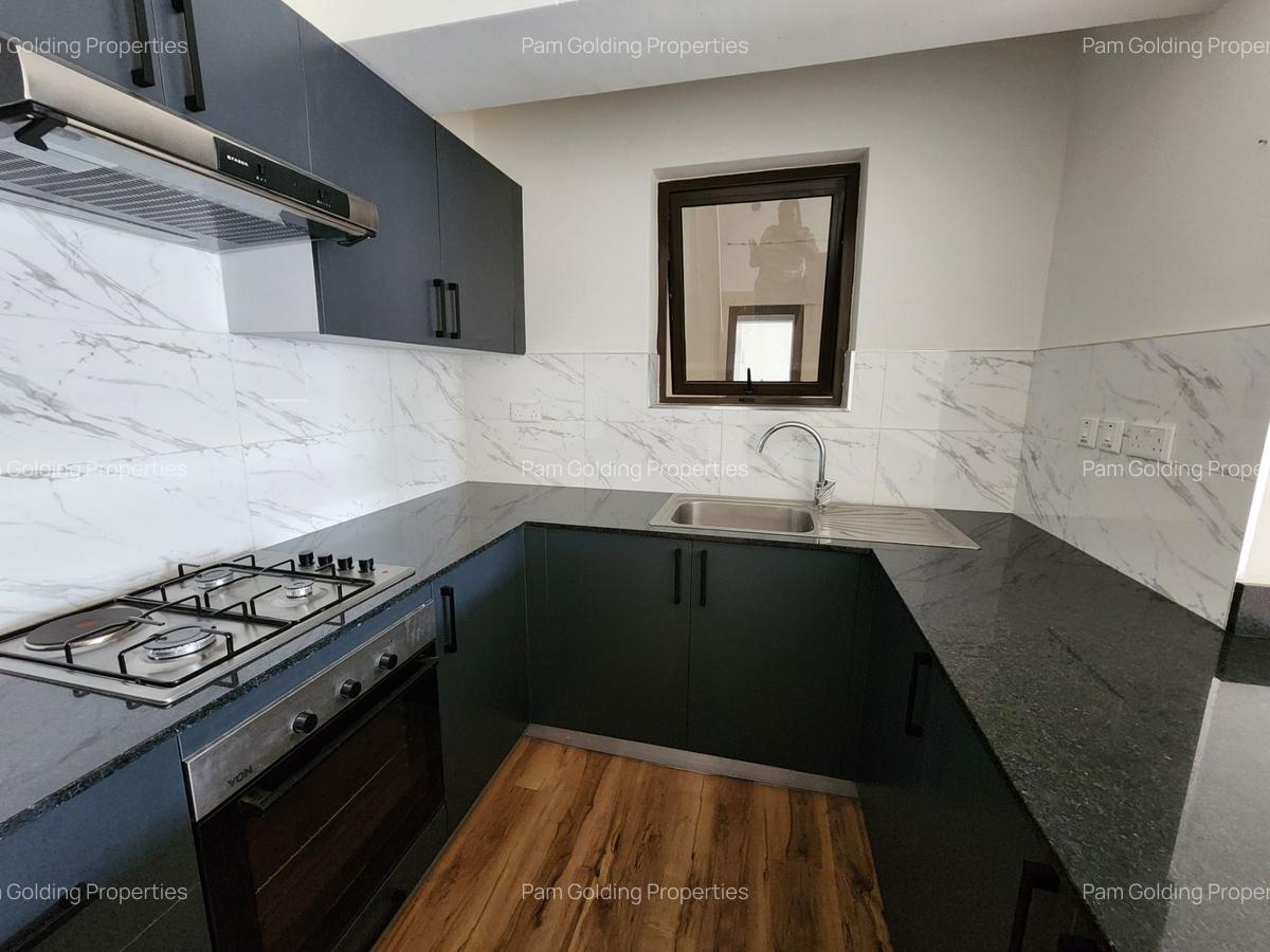 3 Bed Apartment with En Suite in Thika Road - 4