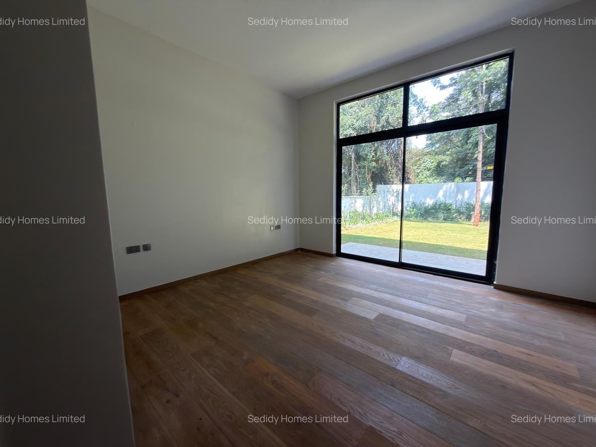 5 Bed Townhouse with En Suite in Runda - 13