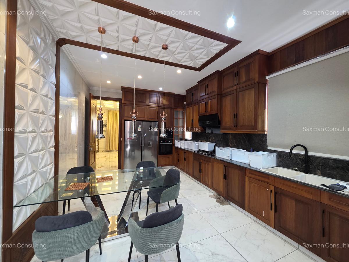5 Bed Villa with En Suite in Lavington - 16