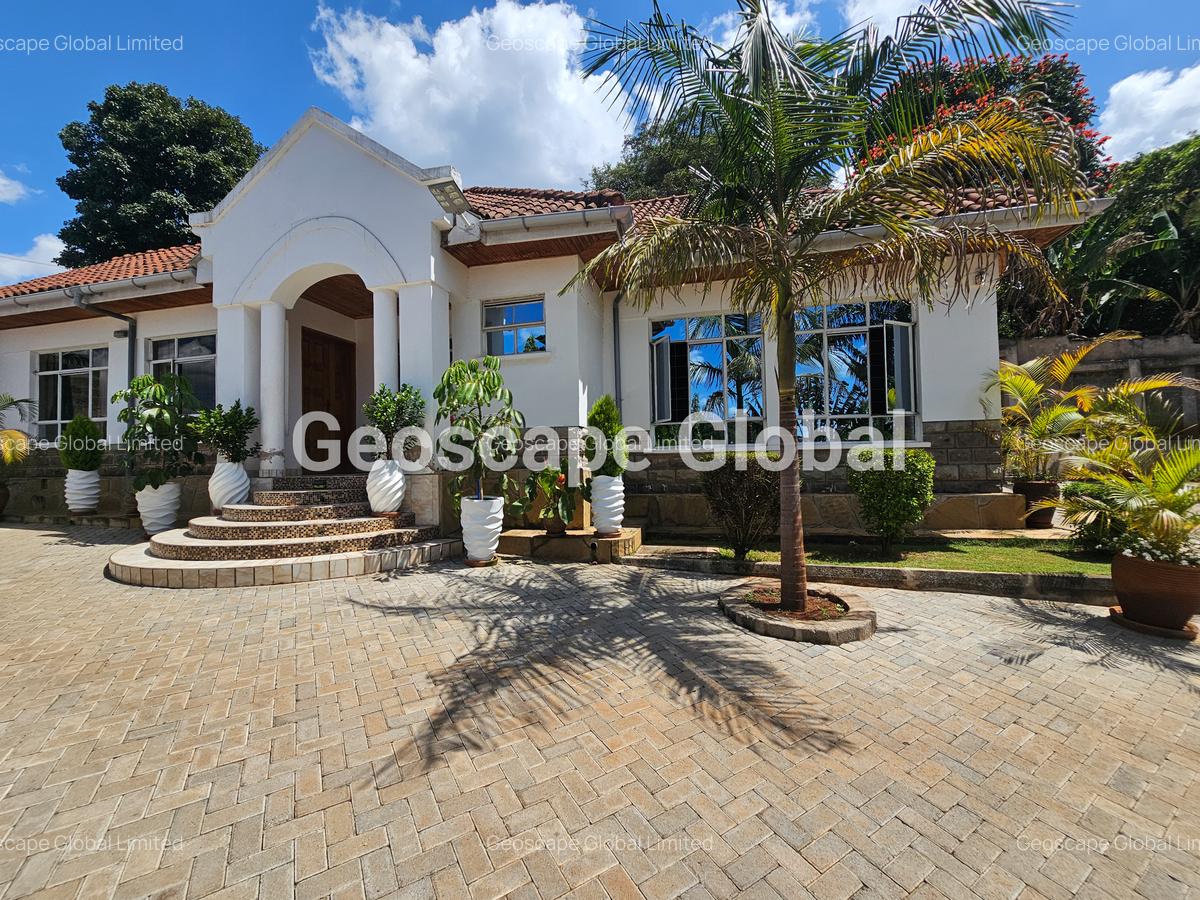 5 Bed House with En Suite in Kitisuru - 1