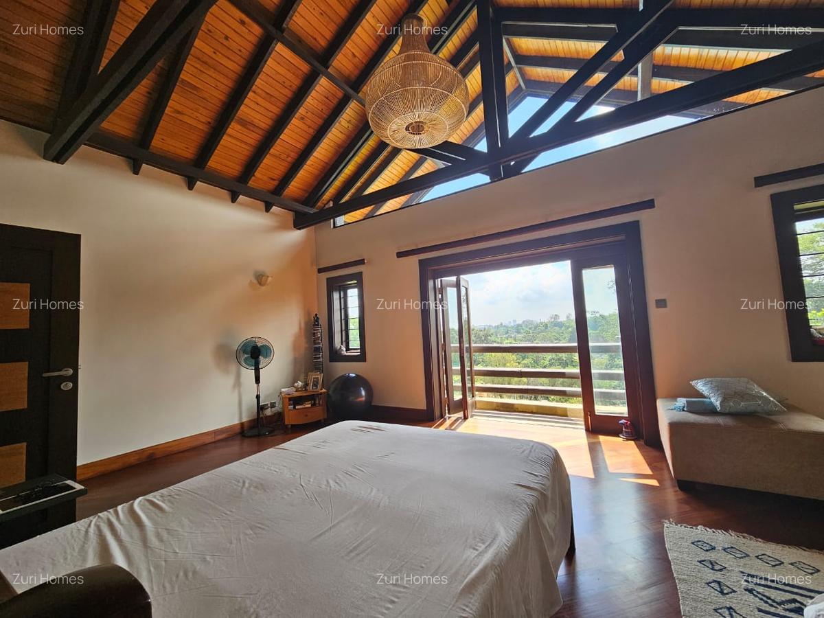 5 Bed Townhouse with En Suite in Lavington - 14