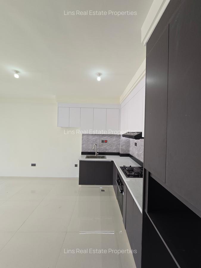 Serviced 1 Bed Apartment with En Suite in Westlands Area - 13
