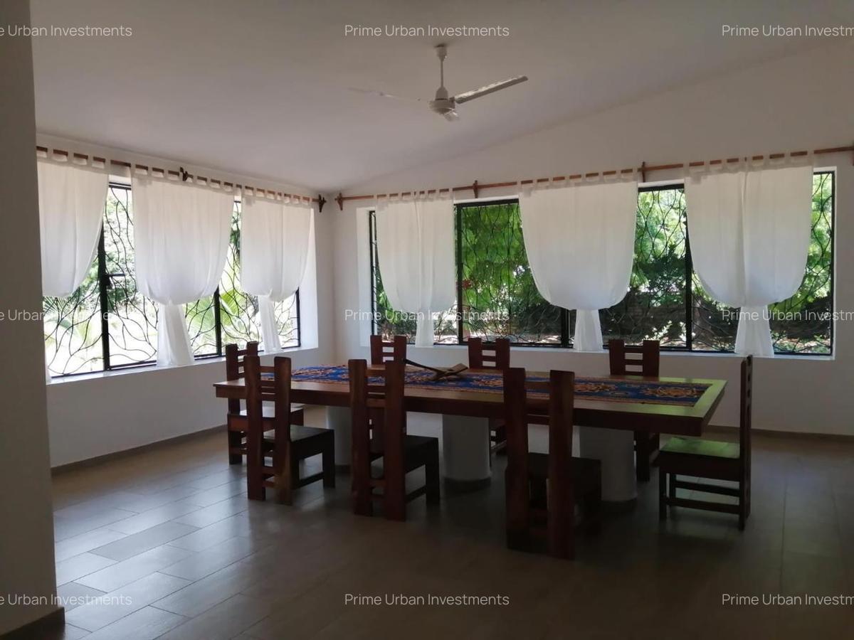 3 Bed House with En Suite at Kilifi Bofa - 4