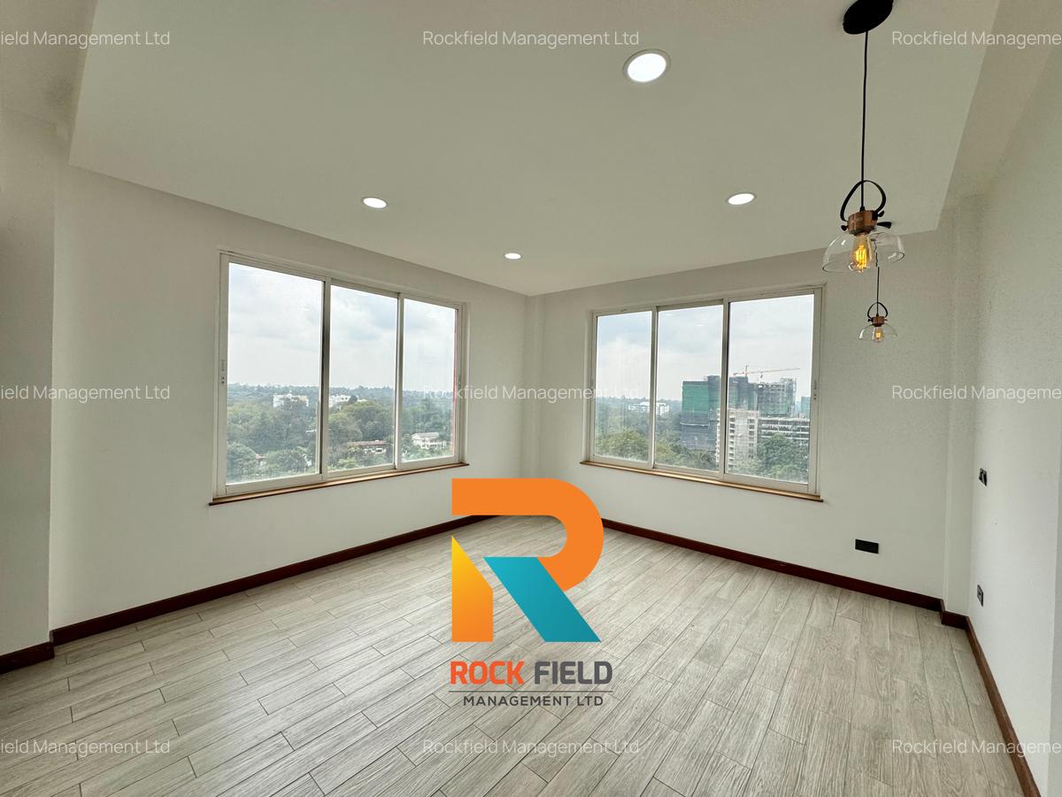 4 Bed Apartment with En Suite in General Mathenge - 15