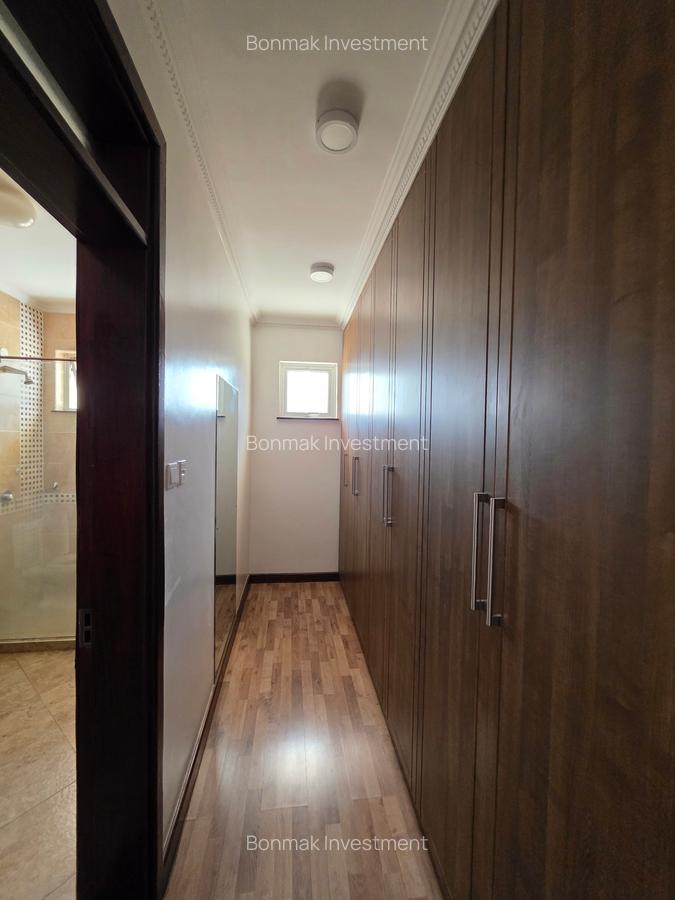 4 Bed Apartment with En Suite at Brookside Drive - 12