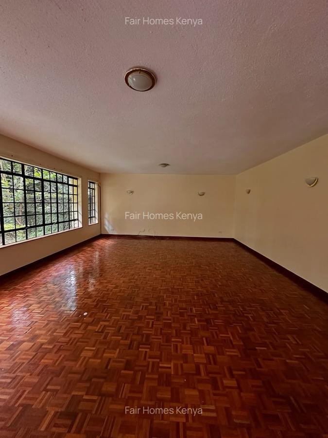 4 Bed Townhouse with En Suite at Amboseli Road - 6