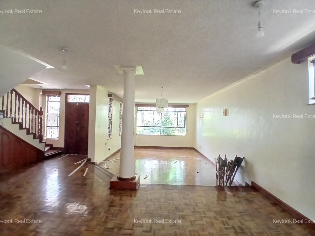 4 Bed Townhouse with En Suite at Mbaazi Avenue - 12