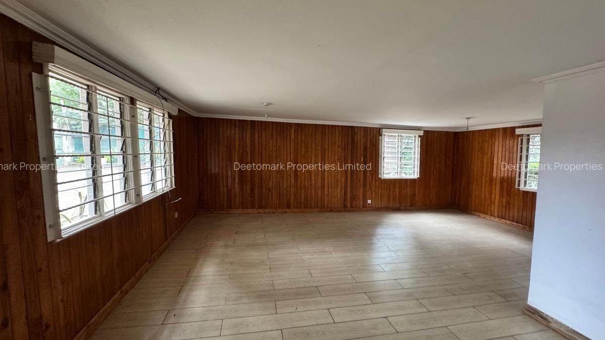 3 Bed House with En Suite at University Road - 11