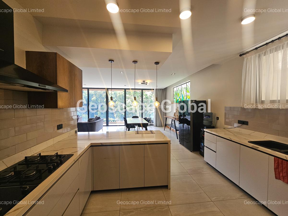 Furnished 4 Bed Apartment with En Suite in Spring Valley - 15