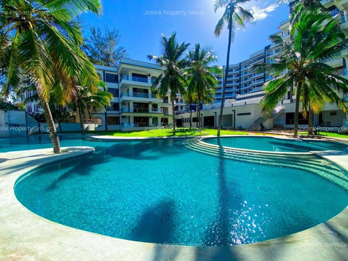 3 Bed Apartment with En Suite in Nyali Area - 1