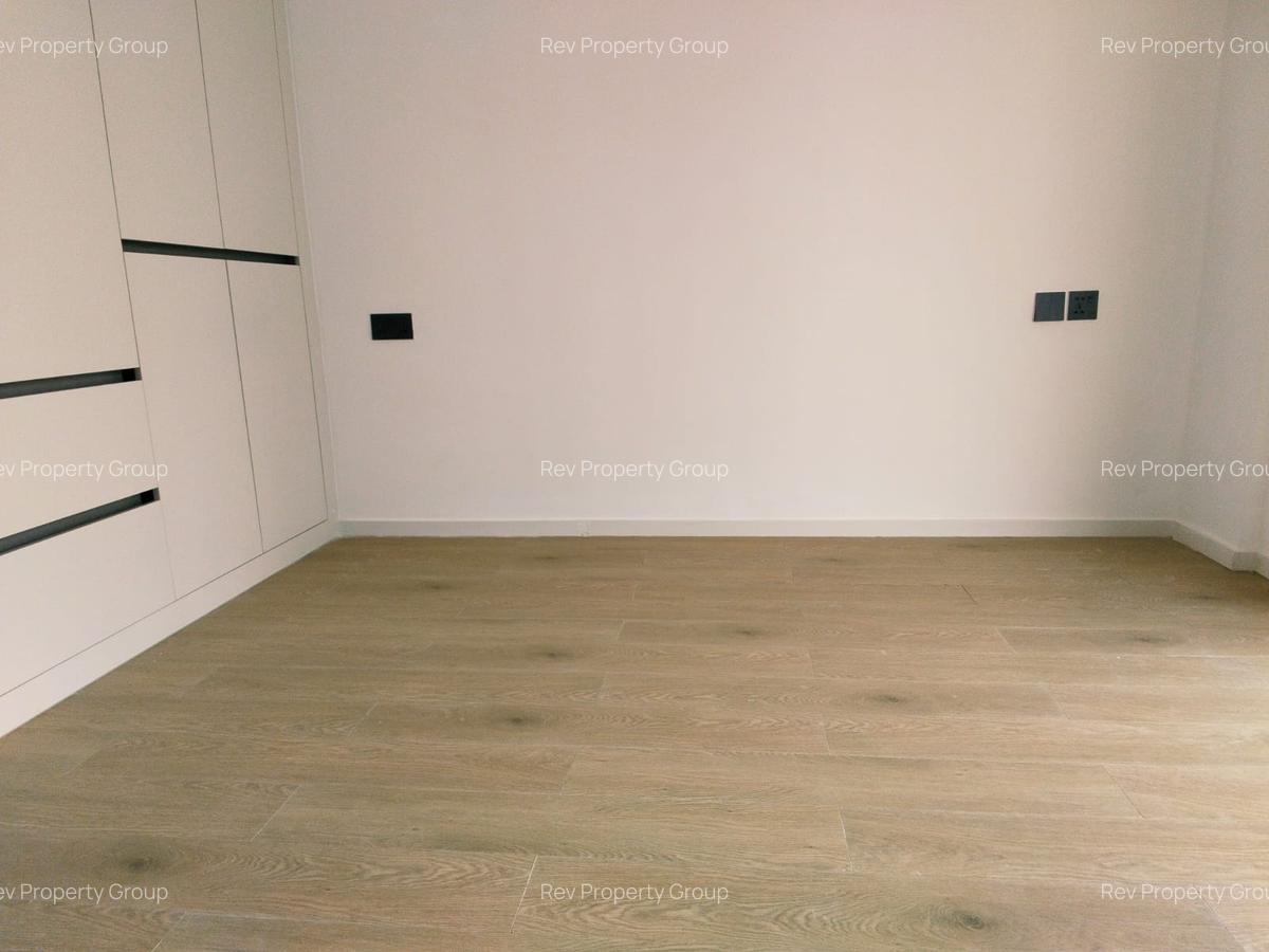 1 Bed Apartment with En Suite in Westlands Area - 15