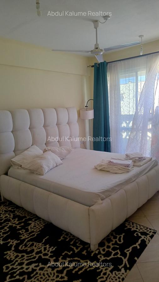 Serviced 2 Bed Apartment with En Suite at Bamburi - 14