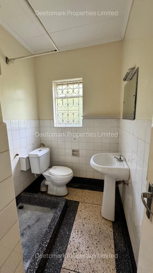 3 Bed House with Staff Quarters at Langata - 12
