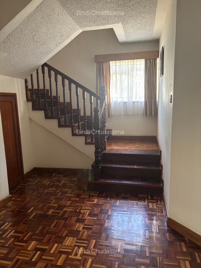 4 Bed House with En Suite at Brookside Garden - 15