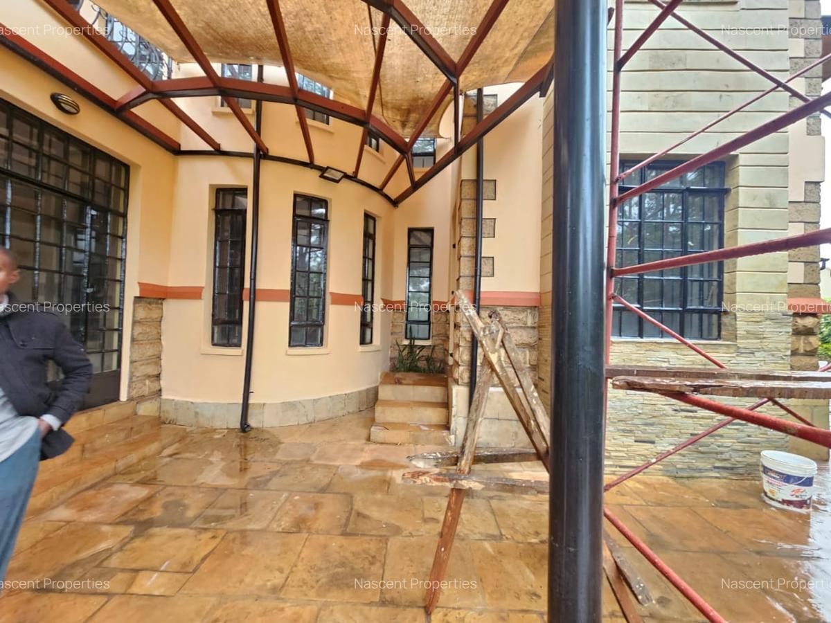 4 Bed Villa with En Suite in Runda - 2
