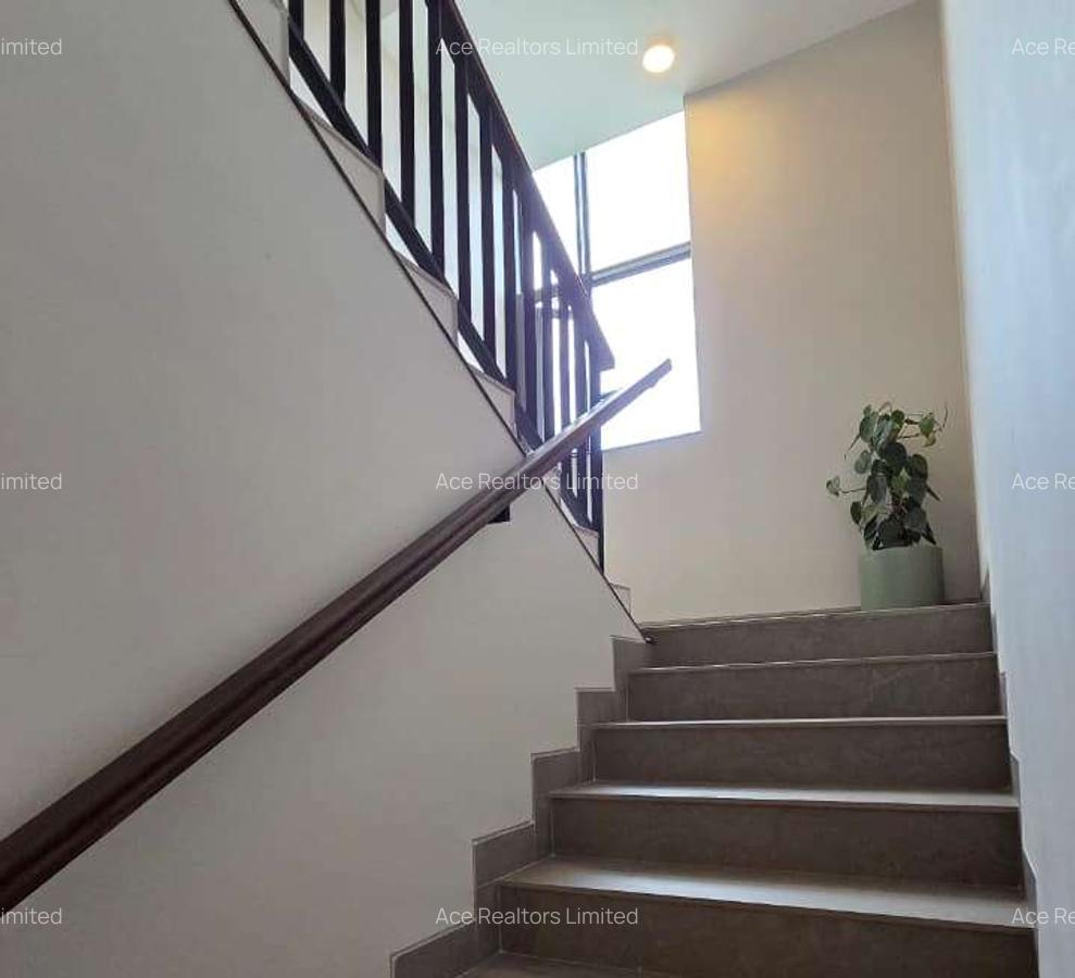 4 Bed Townhouse with En Suite at Langata - 7