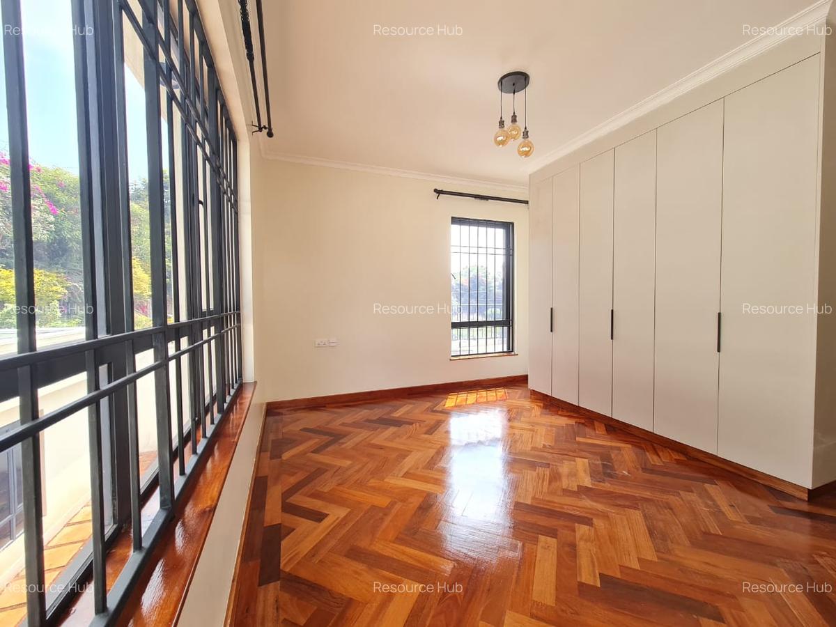 6 Bed House with En Suite at Loresho - 5