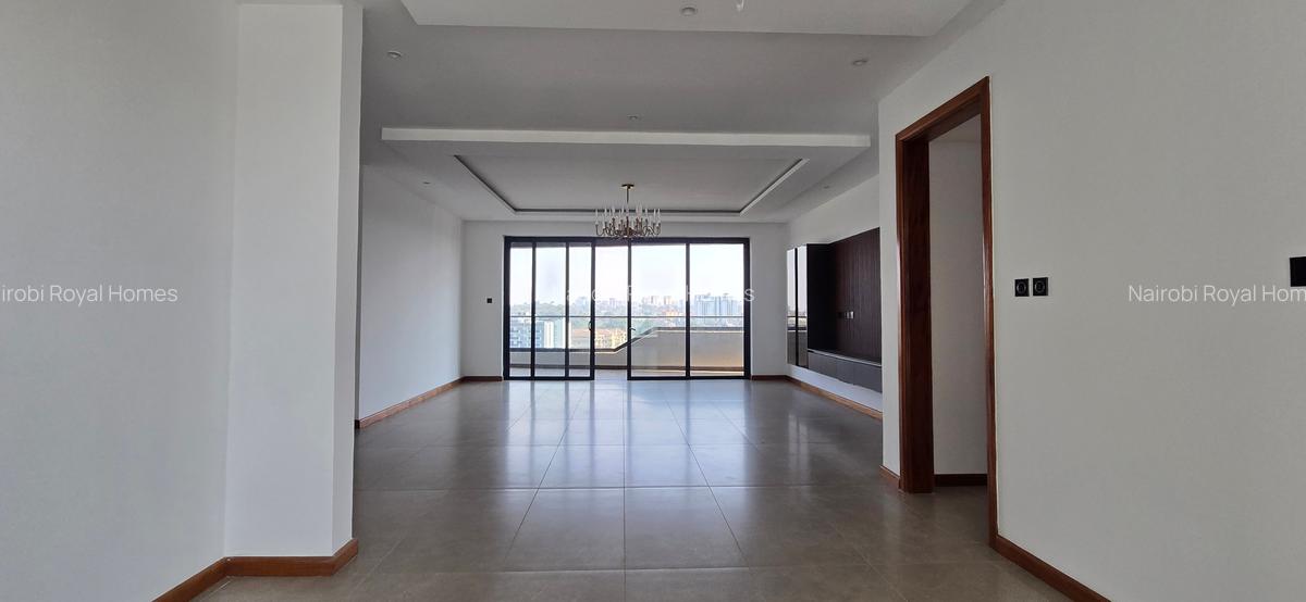 3 Bed Apartment with En Suite at Riverside Drive - 19