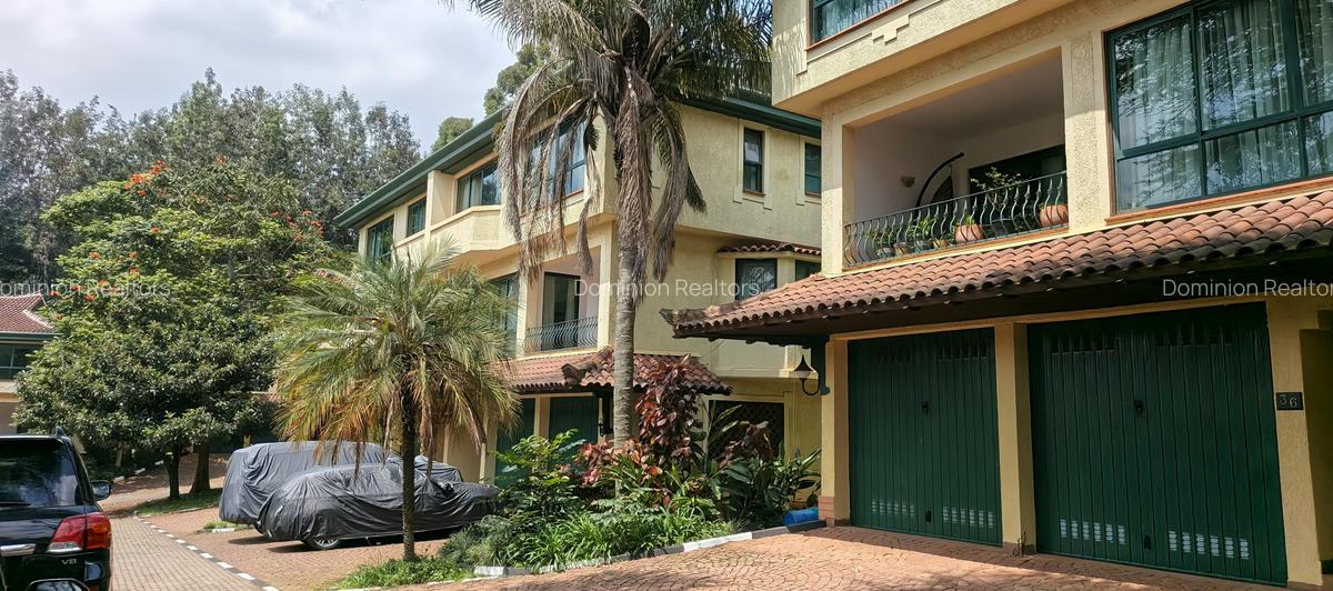 4 Bed Townhouse with En Suite in Westlands Area - 1