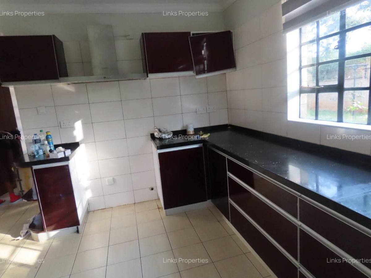 4 Bed Townhouse with En Suite at Karen - 9