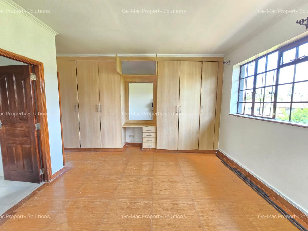 4 Bed House with En Suite in Kiambu Road - 12