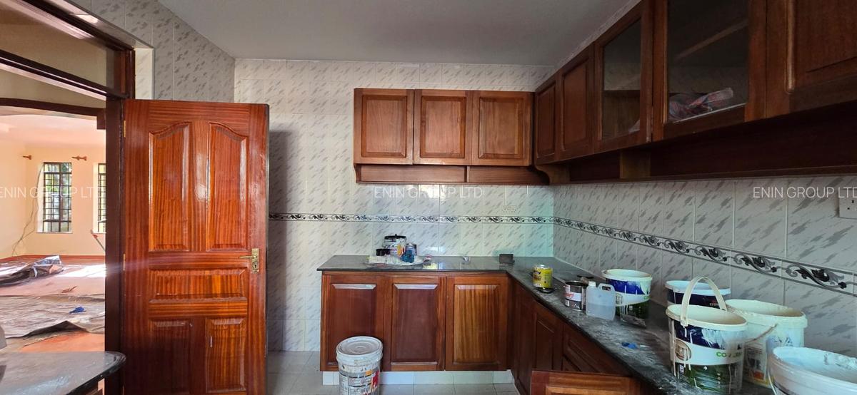 4 Bed Townhouse with En Suite at Amboseli Road - 4