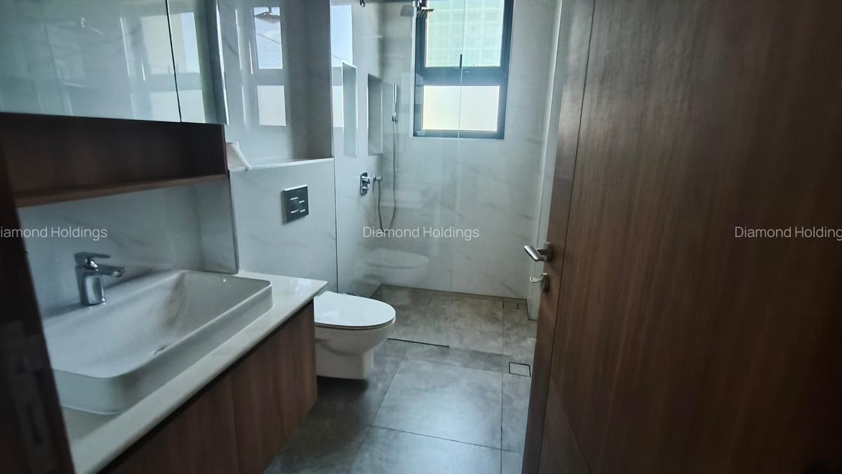 Serviced 3 Bed Apartment with En Suite in Spring Valley - 12