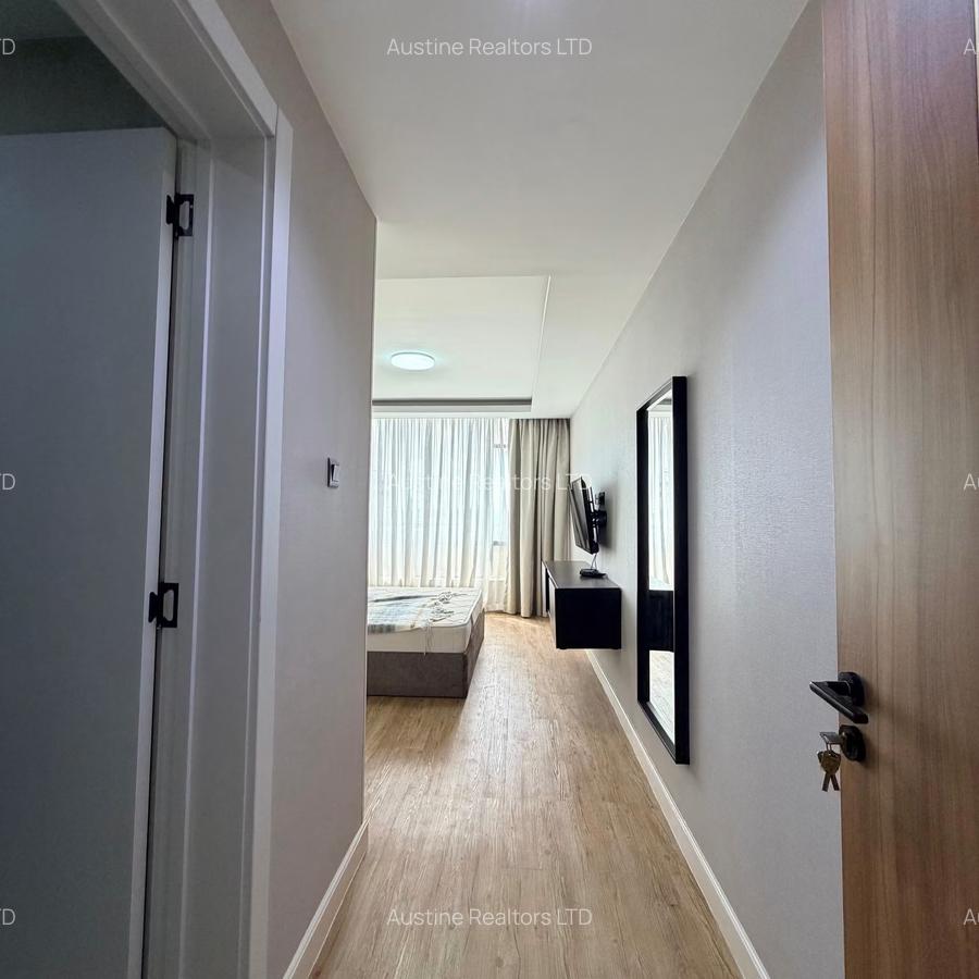 Serviced 2 Bed Apartment with En Suite at Brookside Drive - 11