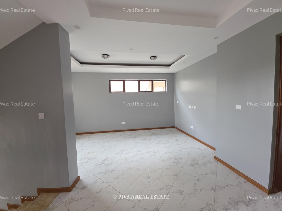 4 Bed Townhouse with Swimming Pool in Runda - 15