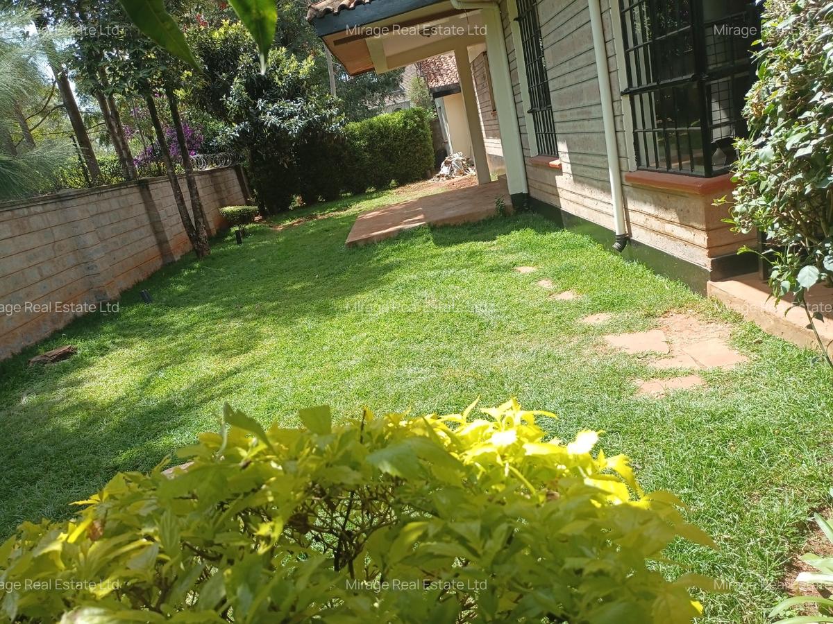 5 Bed Townhouse with En Suite in Lavington - 14