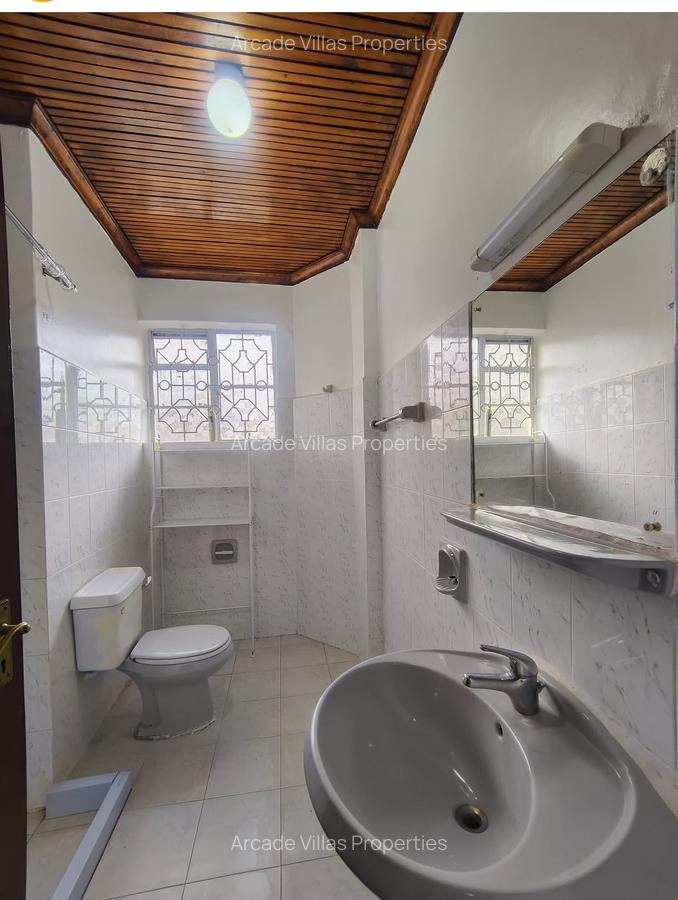 3 Bed Apartment with En Suite in Kileleshwa - 9
