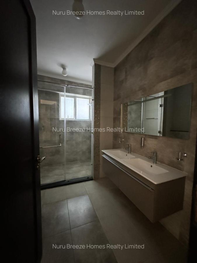 4 Bed Apartment with En Suite in General Mathenge - 6