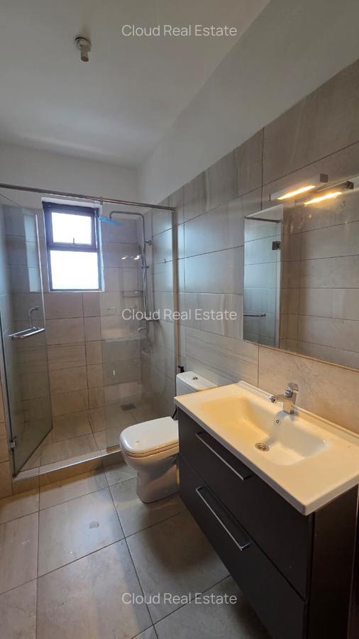 3 Bed Apartment with En Suite in Parklands - 3