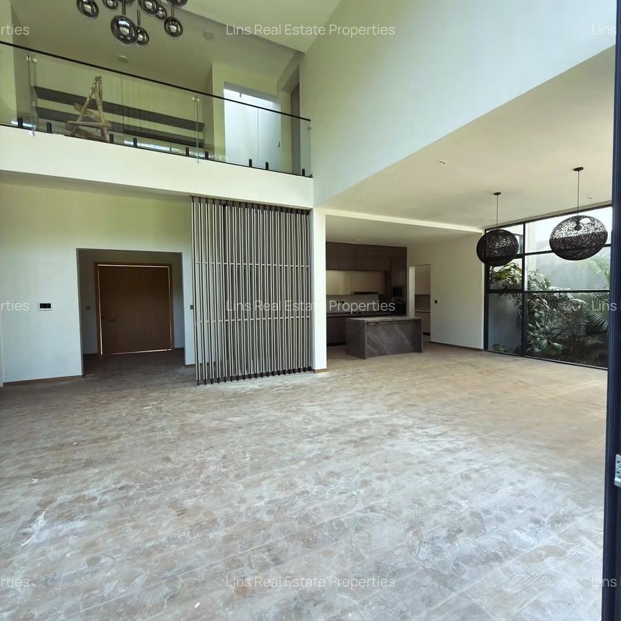 5 Bed Townhouse with En Suite in Runda - 9