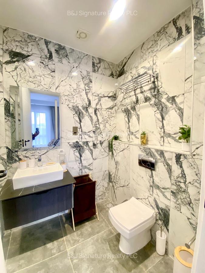 Serviced 1 Bed Apartment with En Suite in Brookside - 7