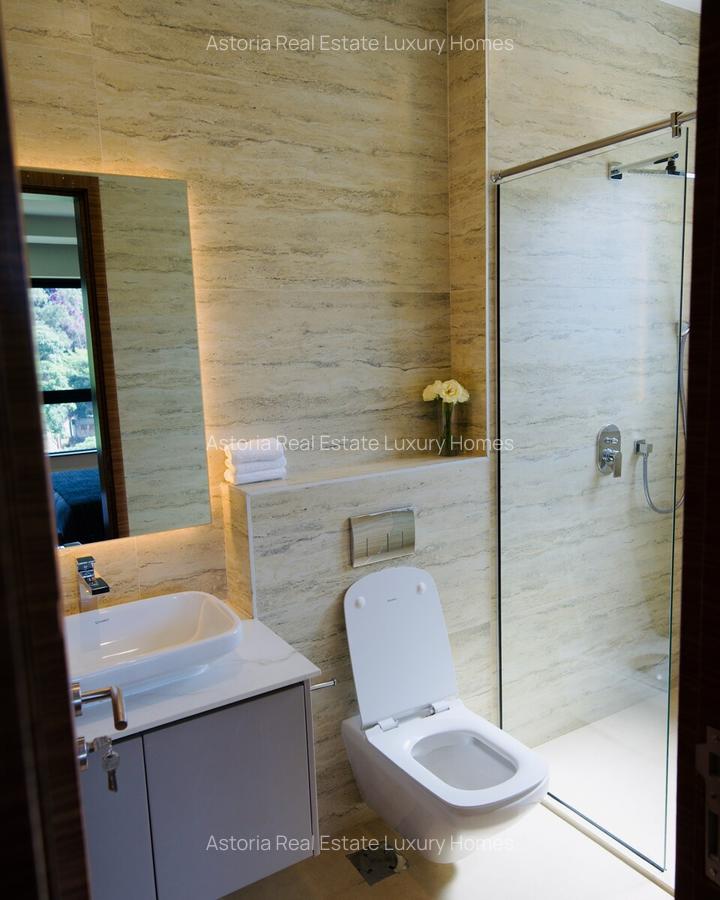 3 Bed Apartment with En Suite at 2026-385 - 16
