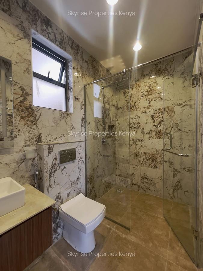 2 Bed Apartment with En Suite in Brookside - 2
