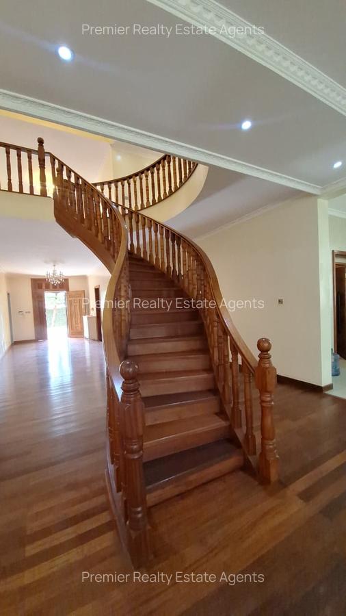 5 Bed Villa with En Suite at Runda - 3