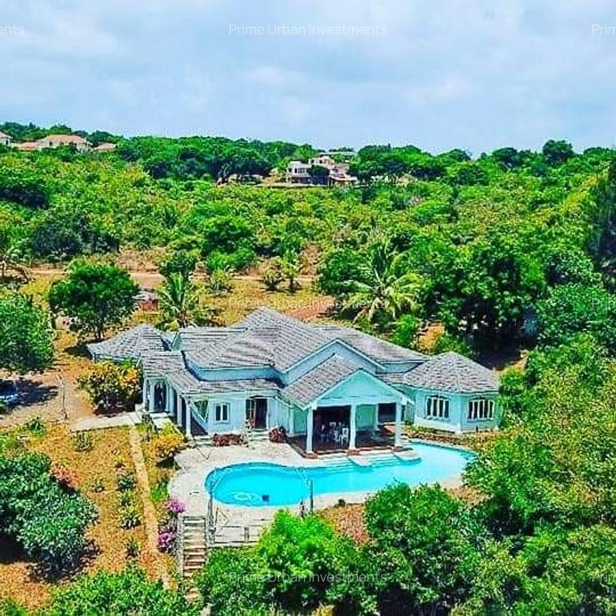 5 Bed Villa with En Suite at Vipingo Ridge Estate - 7