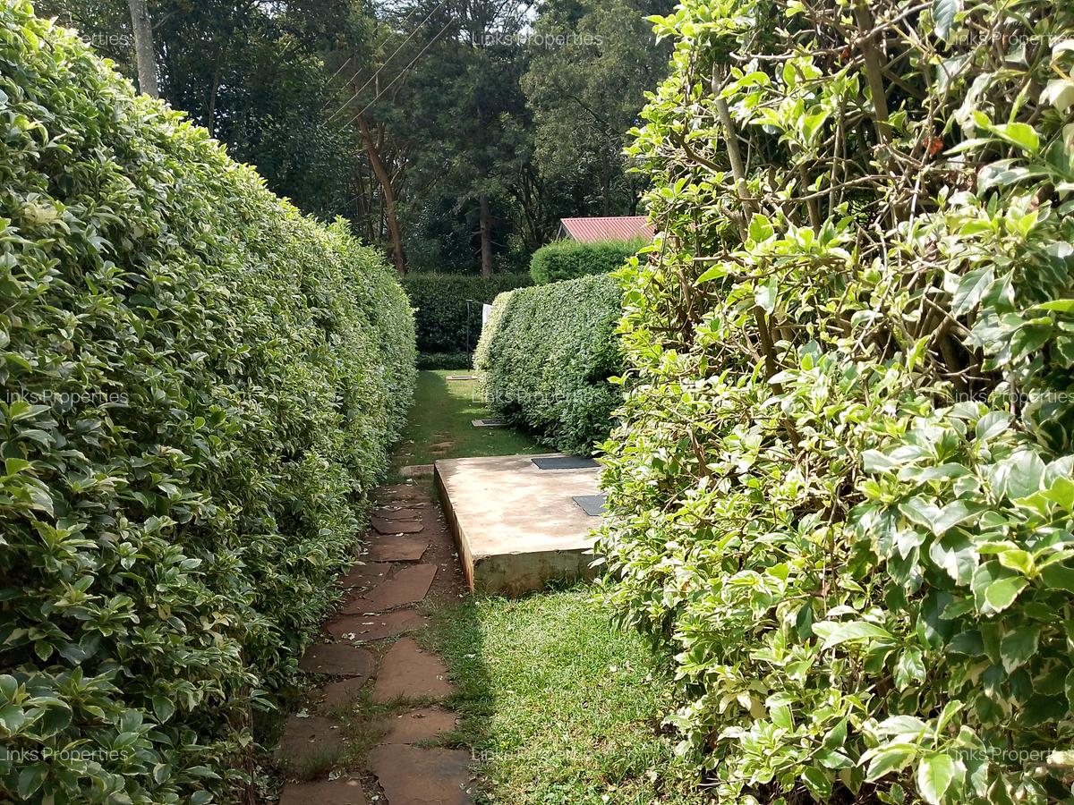 3 Bed House with En Suite at Karen Road - 20