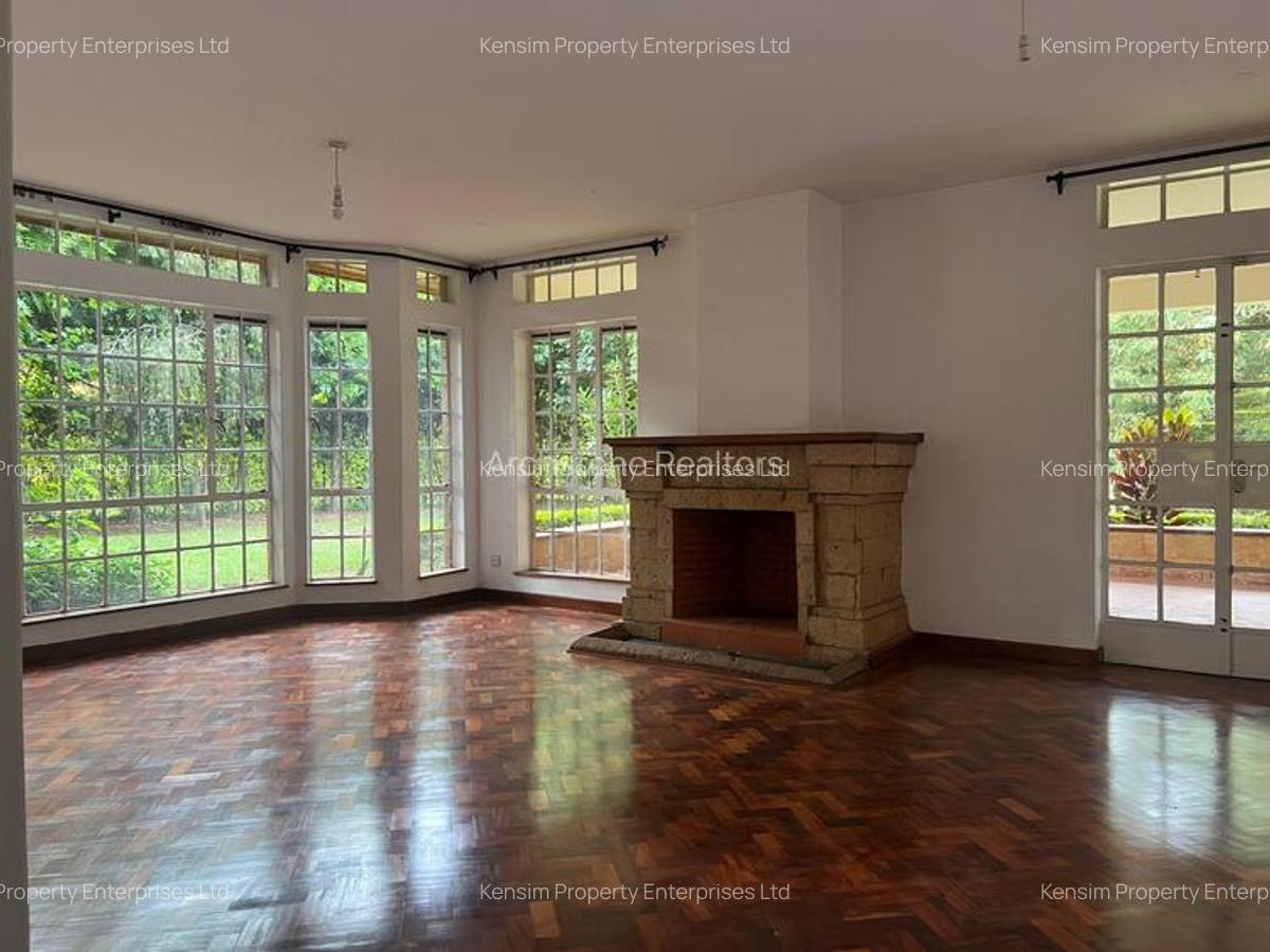 5 Bed Townhouse with En Suite in Rosslyn - 8