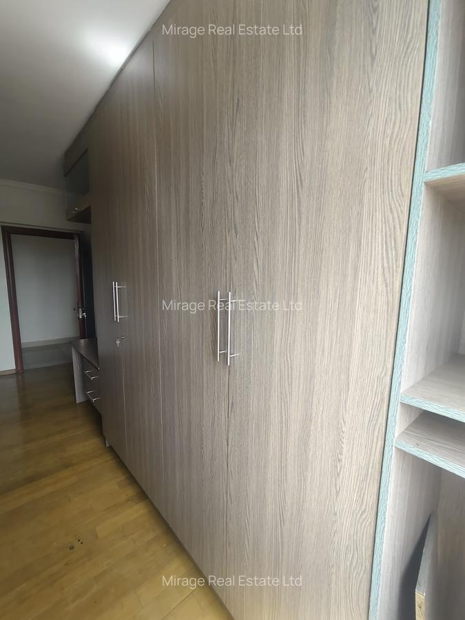 4 Bed Apartment with En Suite in Kilimani - 6