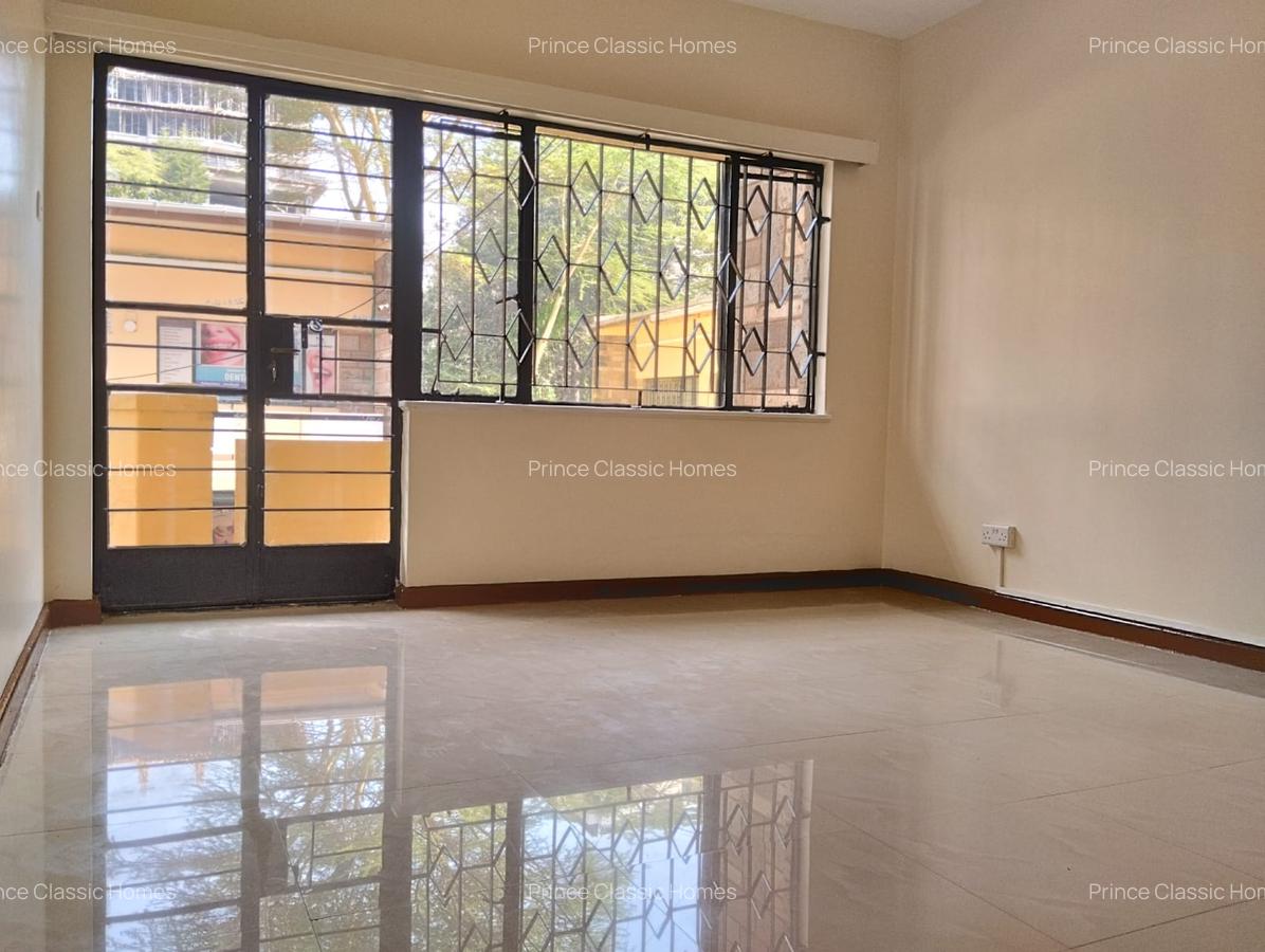 Commercial Property with Service Charge Included in Kilimani - 4