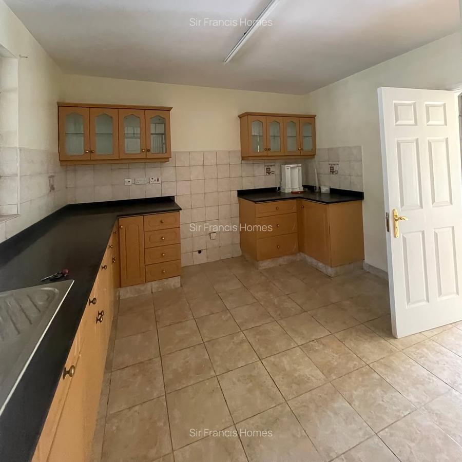 Serviced 2 Bed Apartment with En Suite in Lavington - 8