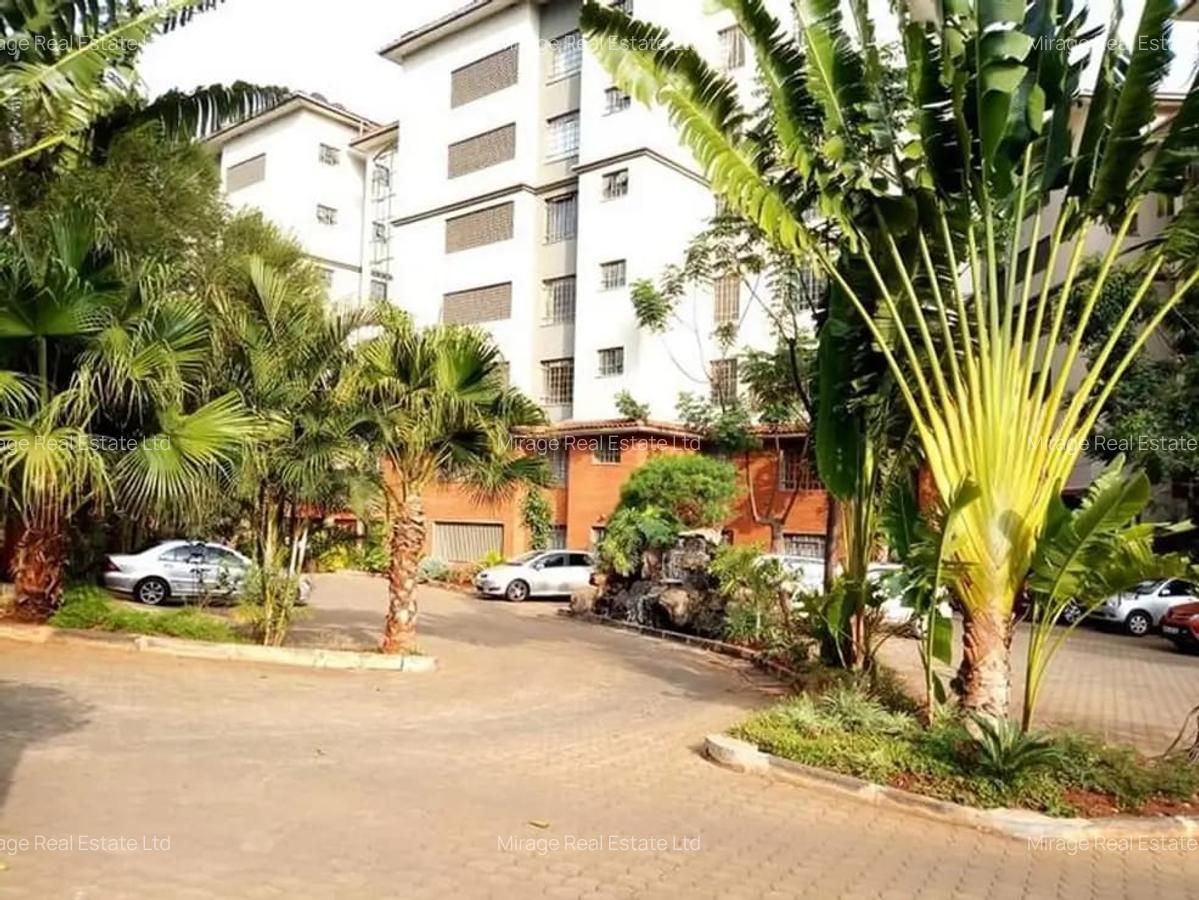 3 Bed Apartment with Swimming Pool in Rhapta Road - 19
