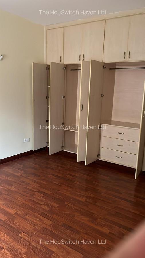 3 Bed Apartment with Swimming Pool at Near Brookside Gardens - 16