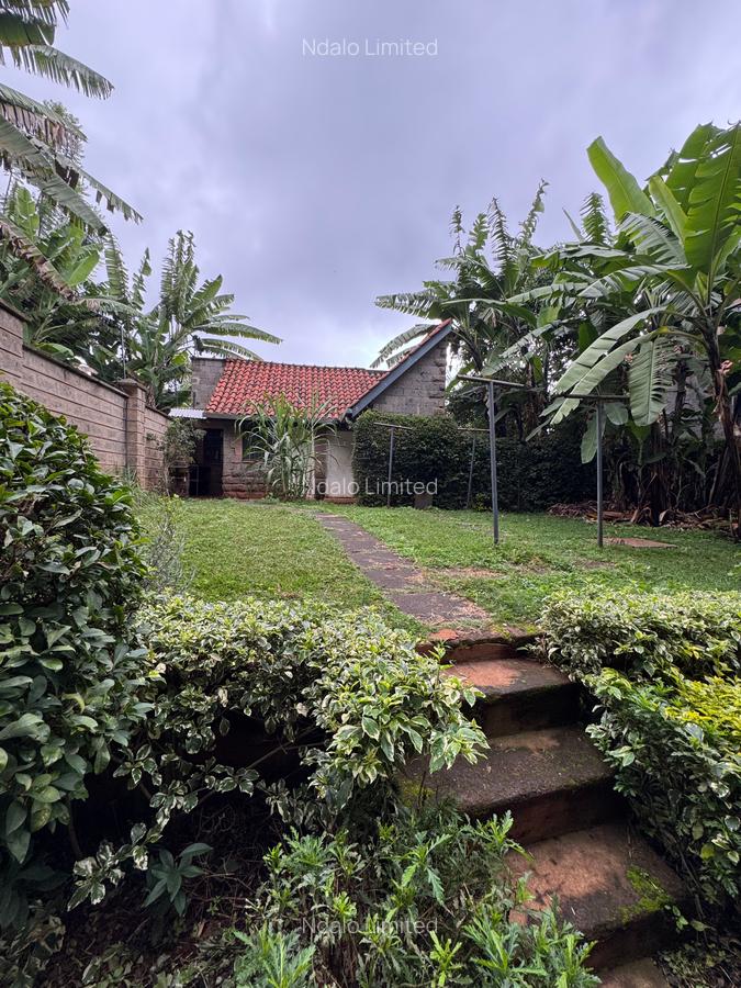 5 Bed Townhouse with En Suite at Lavington - 2